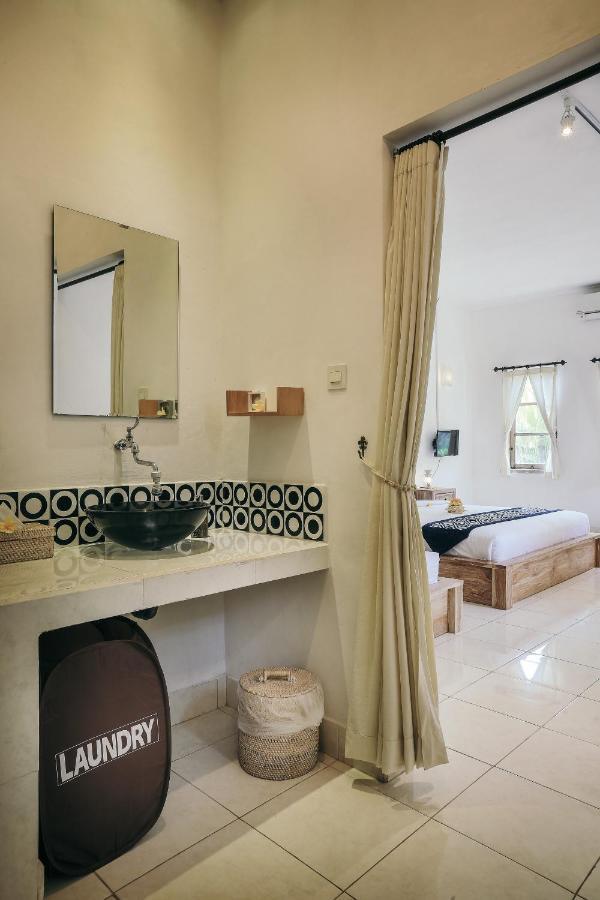 Ubud Glassy Villa By Pramana Villas Exteriör bild